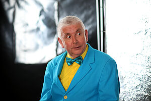 Pressefoto VU003 Erwin Grosche ist der Gast in "VU003"