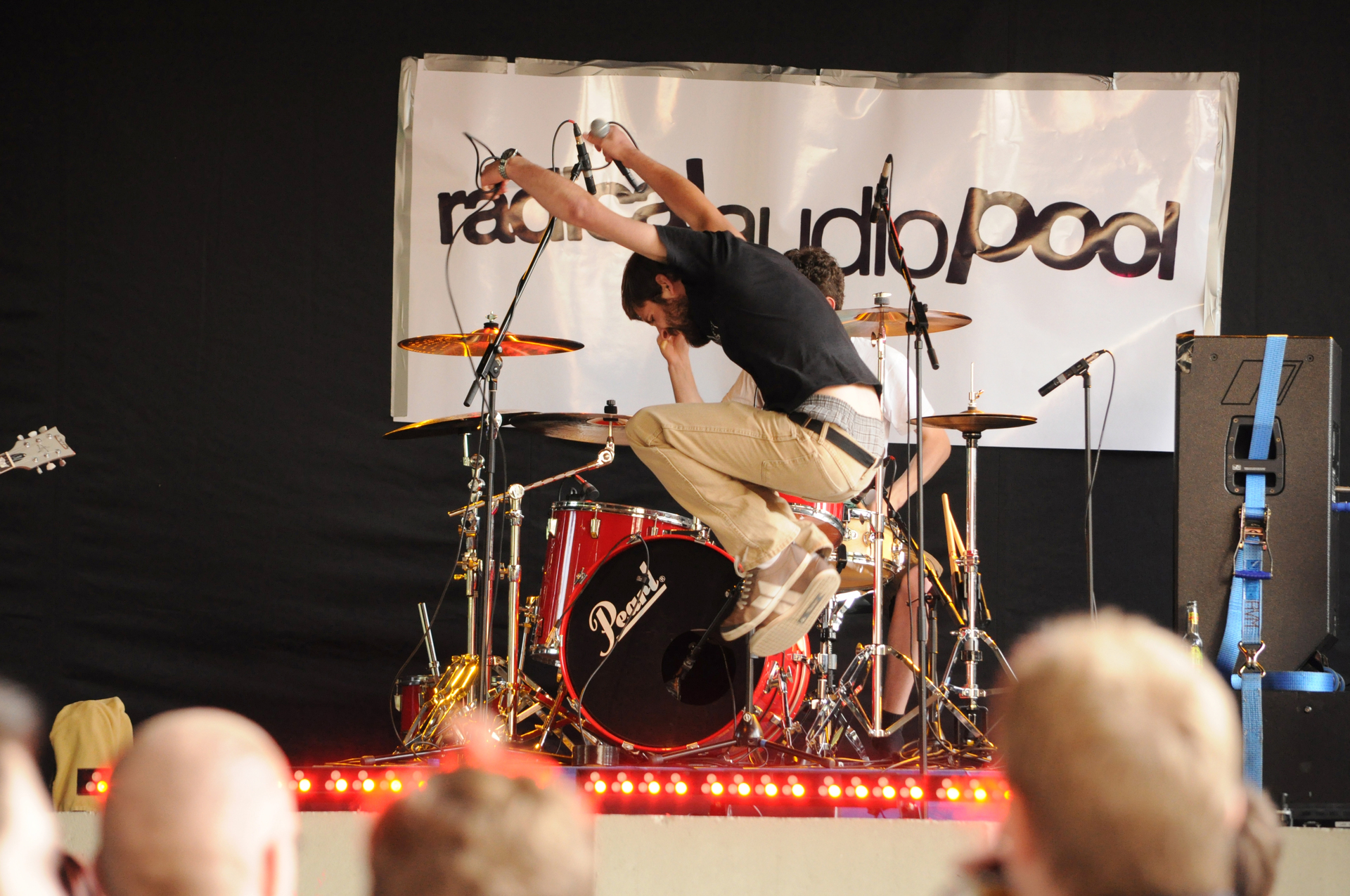 Radical Audio Pool-Bühne beim AStA-Sommerfestival 2011